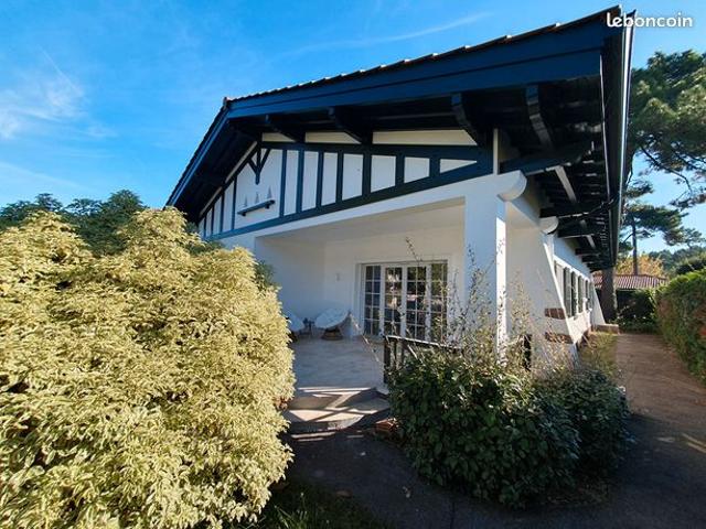 Villa 6 pièces 188 m²