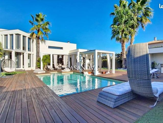 Villa 6 pièces 189 m²