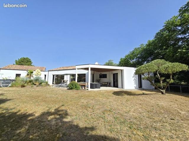 Villa 6 pièces 190 m²
