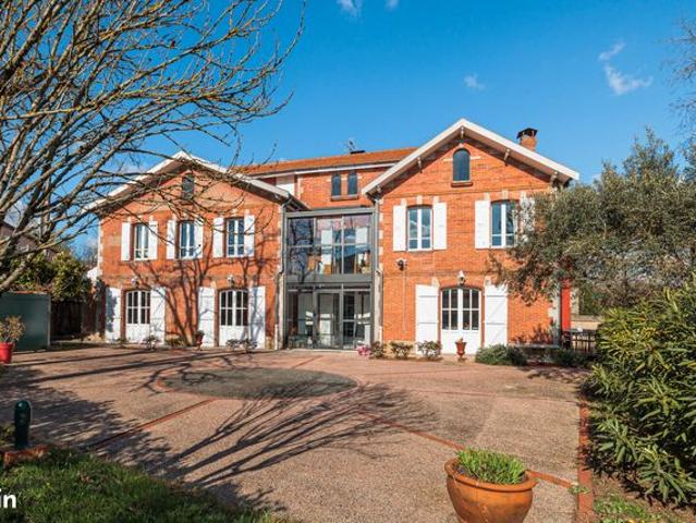 Villa 6 pièces 190 m²