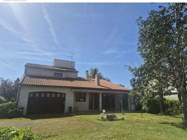 Villa 6 pièces 190 m²