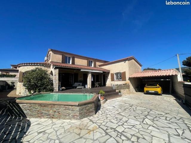Villa 6 pièces 190 m²