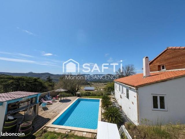 Villa 6 pièces 190 m²