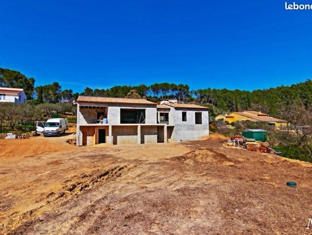 Villa 6 pièces 190 m²