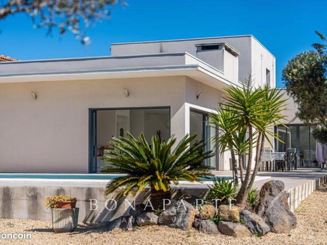 Villa 6 pièces 190 m²