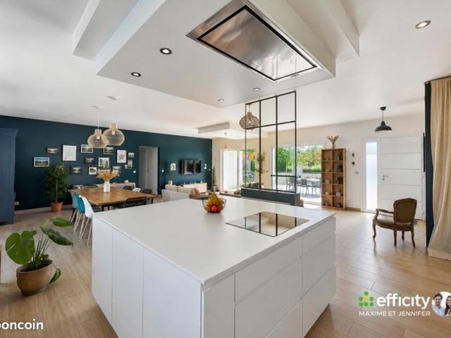 Villa 6 pièces 190 m²