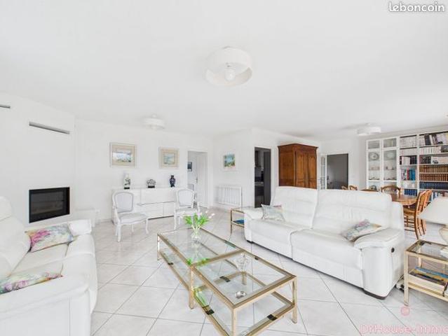 Villa 6 pièces 190 m²