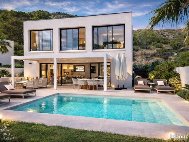 Villa 6 pièces 190 m²