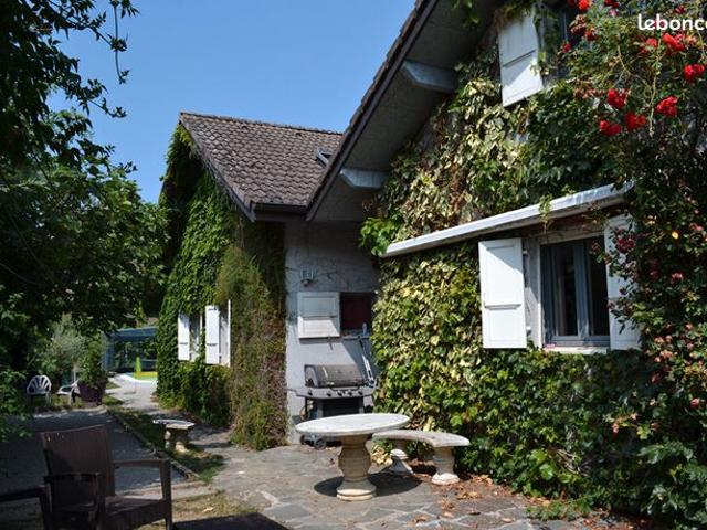 Villa 6 pièces 190 m²