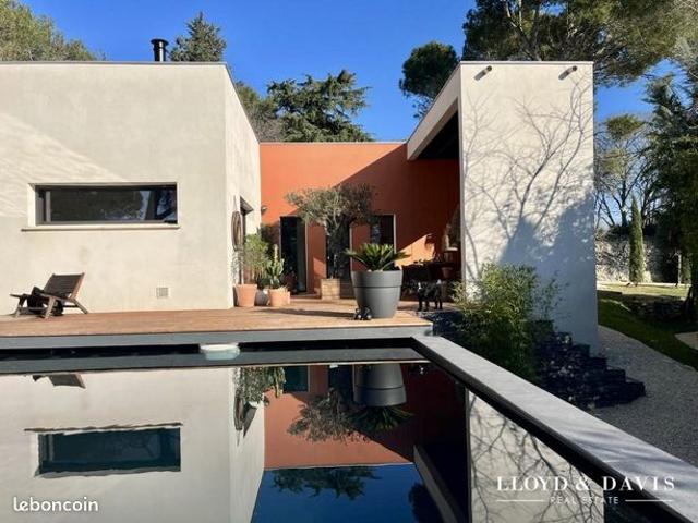 Villa 6 pièces 191 m²