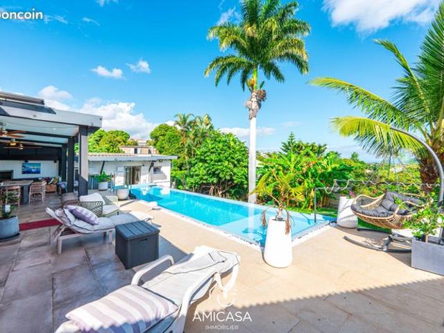 Villa 6 pièces 191 m²