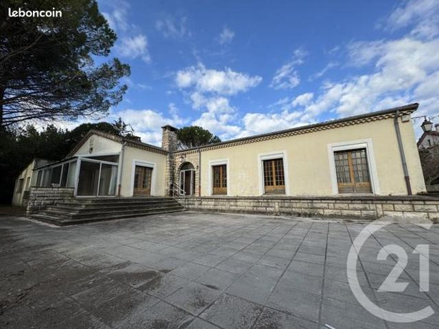 Villa 6 pièces 192 m²