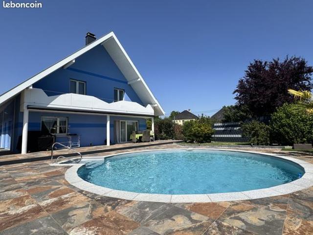Villa 6 pièces 192 m²