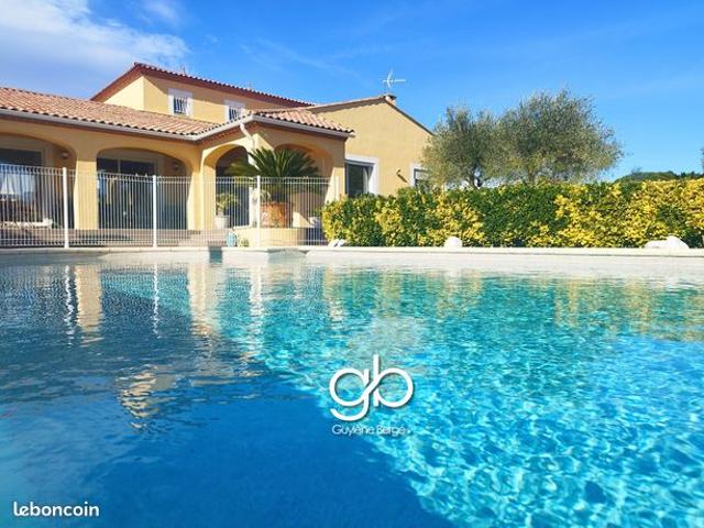 Villa 6 pièces 192 m²
