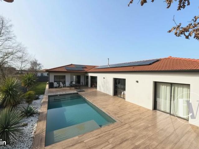 Villa 6 pièces 193 m²