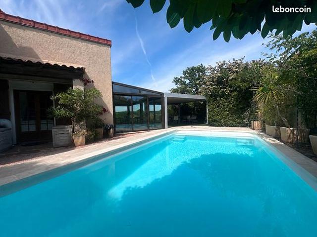 Villa 6 pièces 193 m²