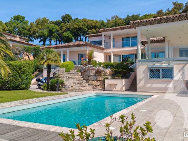 Villa 6 pièces 193 m²