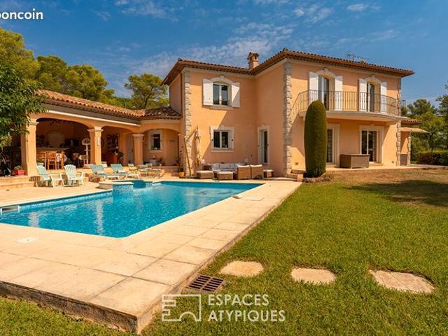 Villa 6 pièces 193 m²