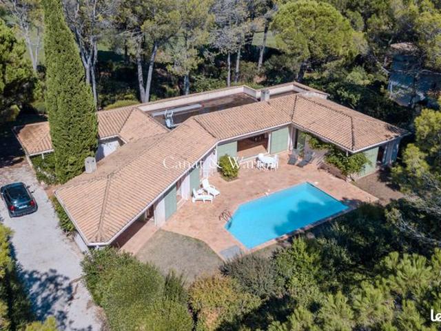Villa 6 pièces 194 m²