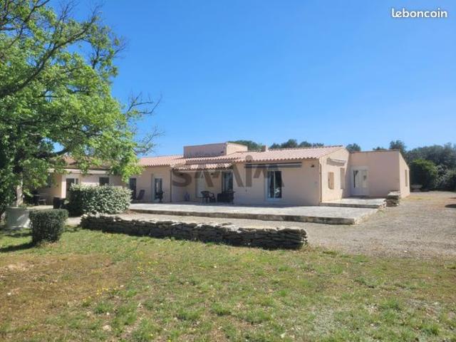 Villa 6 pièces 194 m²