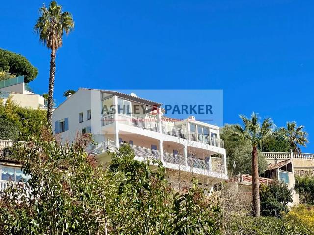Villa 6 Pièces 194m² Vallauris