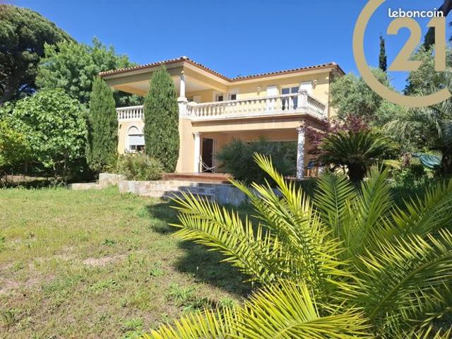 Villa 6 pièces 195 m²