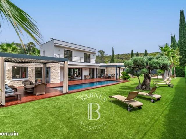 Villa 6 pièces 195 m²