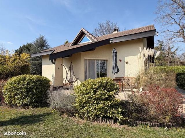 Villa 6 pièces 165 m²