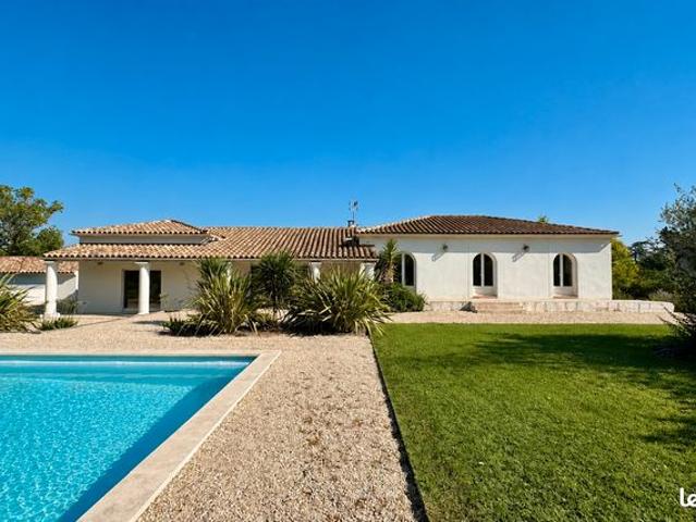 Villa 6 pièces 195 m²