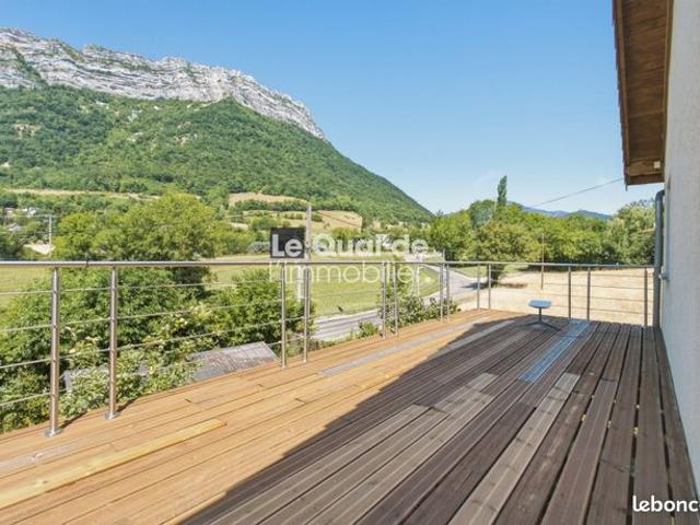 Villa 6 pièces 197 m²