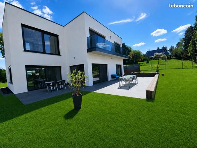 Villa 6 pièces 197 m²