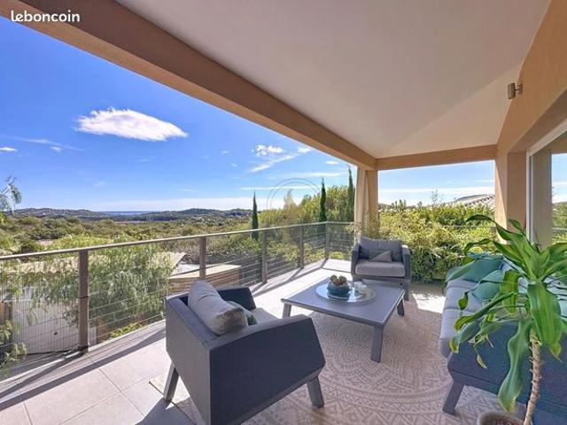 Villa 6 pièces 197 m²