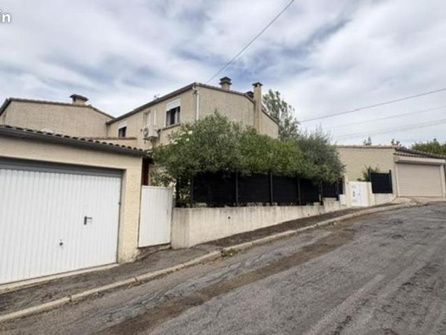 Villa 6 pièces 1 m²