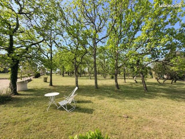 Villa 6 pièces 200 m²