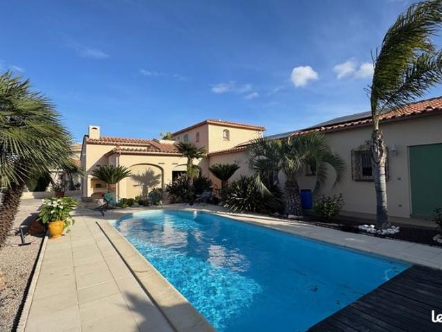 Villa 6 pièces 200 m²