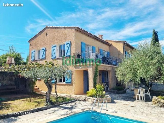 Villa 6 pièces 200 m²