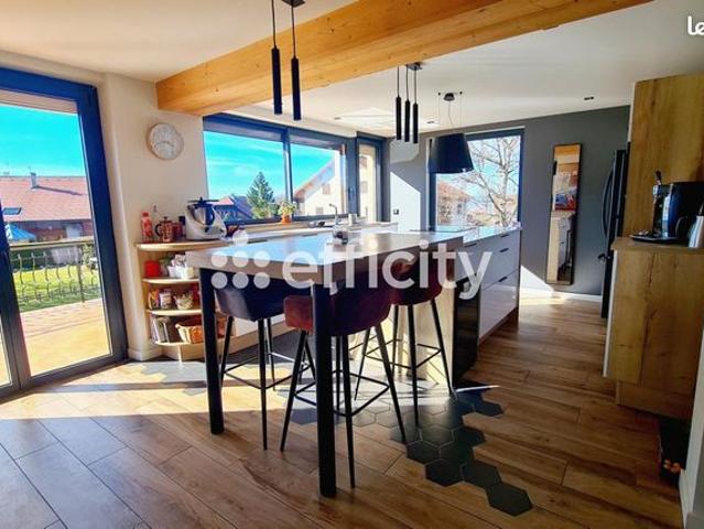Villa 6 pièces 200 m²
