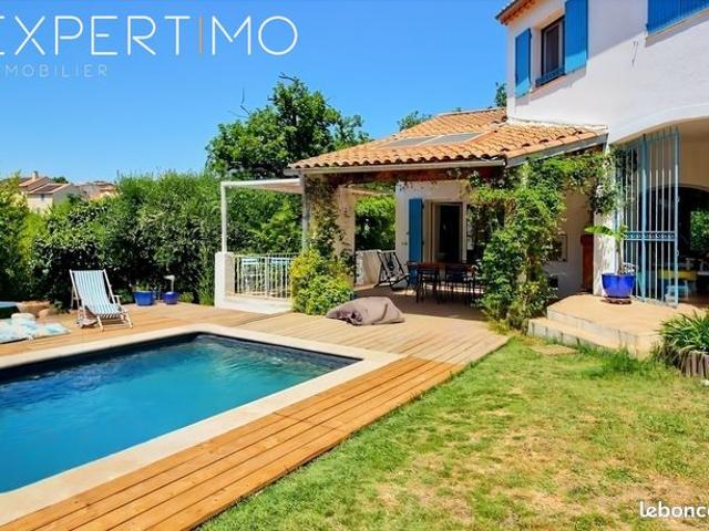 Villa 6 pièces 200 m²