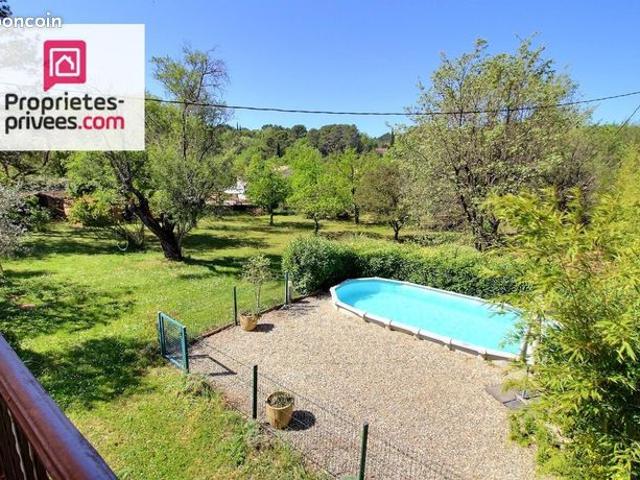 Villa 6 pièces 200 m²