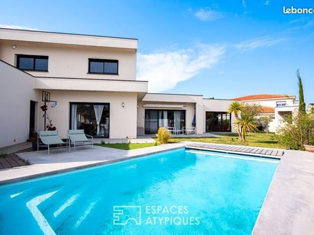 Villa 6 pièces 200 m²