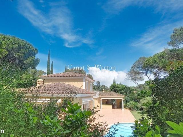 Villa 6 pièces 200 m²