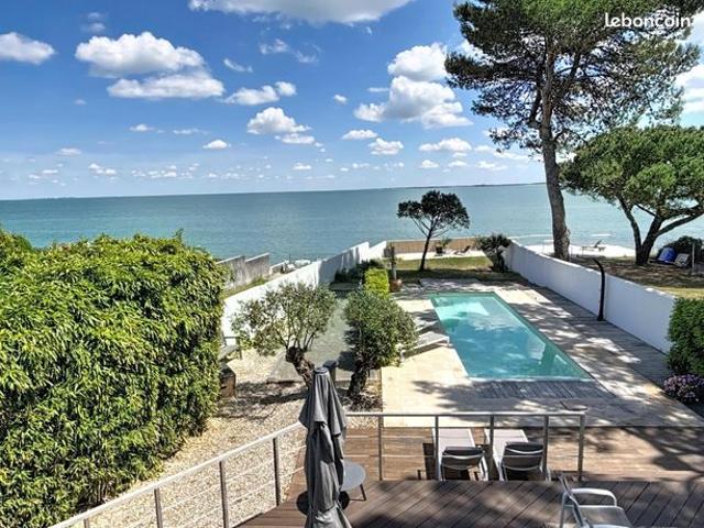 Villa 6 pièces 200 m²