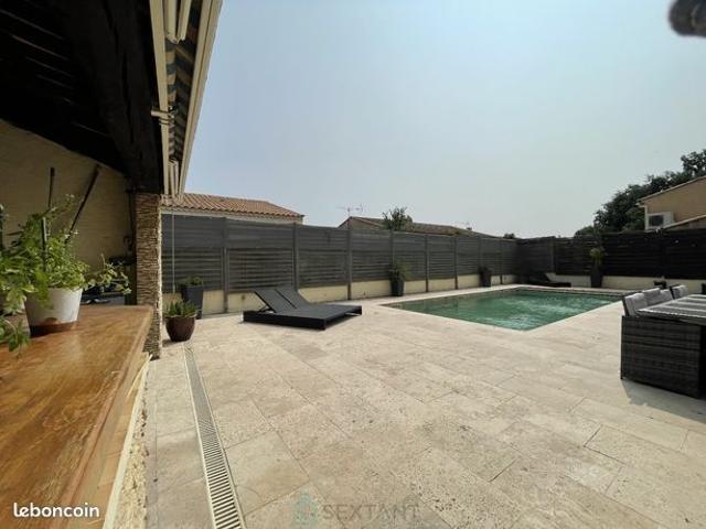 Villa 6 pièces 200 m²