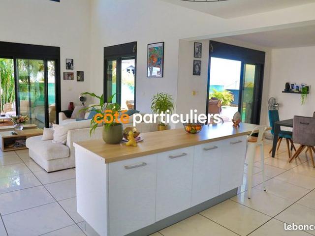 Villa 6 pièces 200 m²