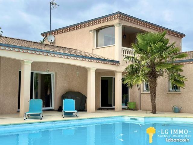 Villa 6 pièces 200 m²
