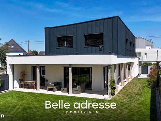 Villa 6 pièces 201 m²