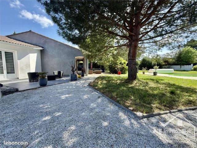 Villa 6 pièces 201 m²