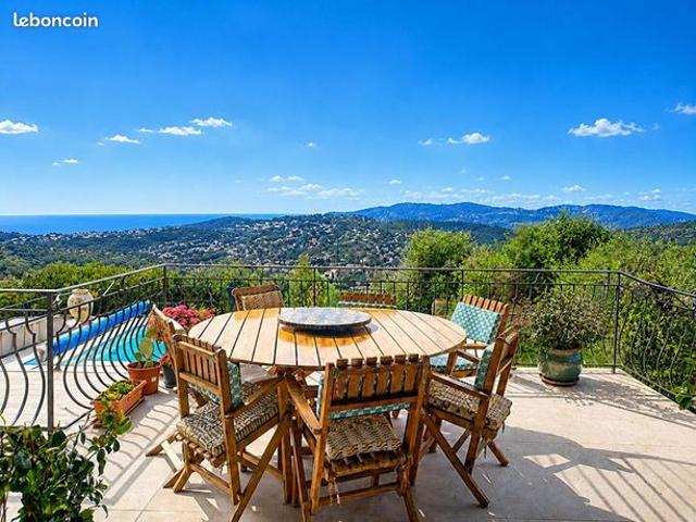 Villa 6 pièces 202 m²