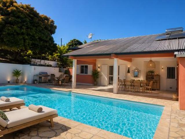 Villa 6 pièces 205 m²