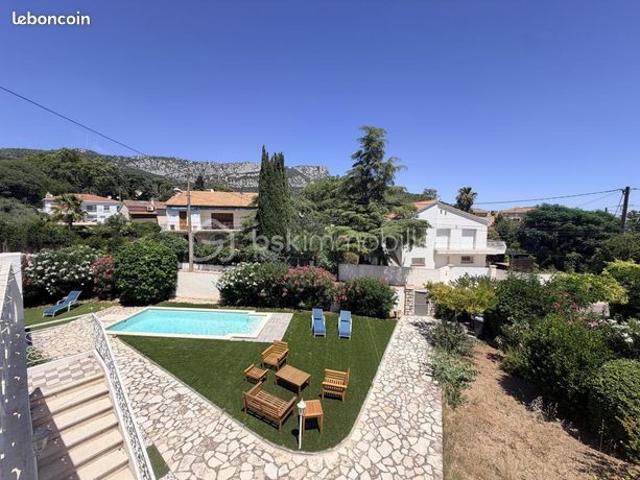 Villa 6 pièces 205 m²